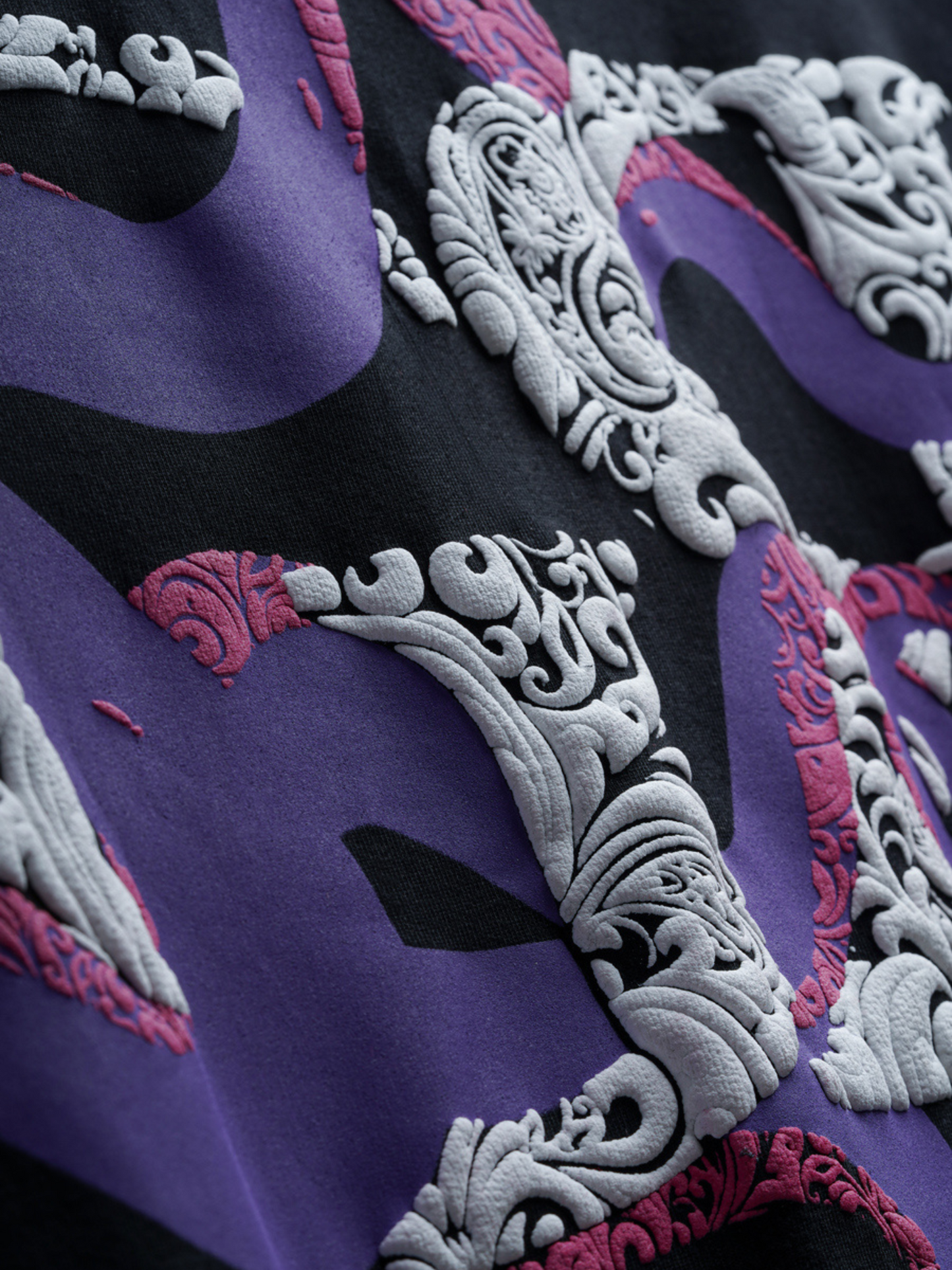 Paisley octopus in Black