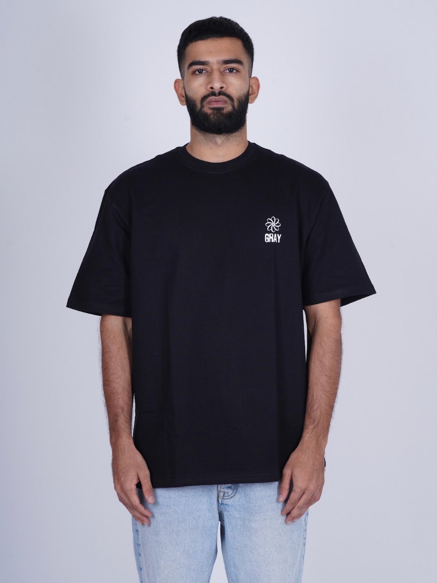 Dynamic Lines in Black