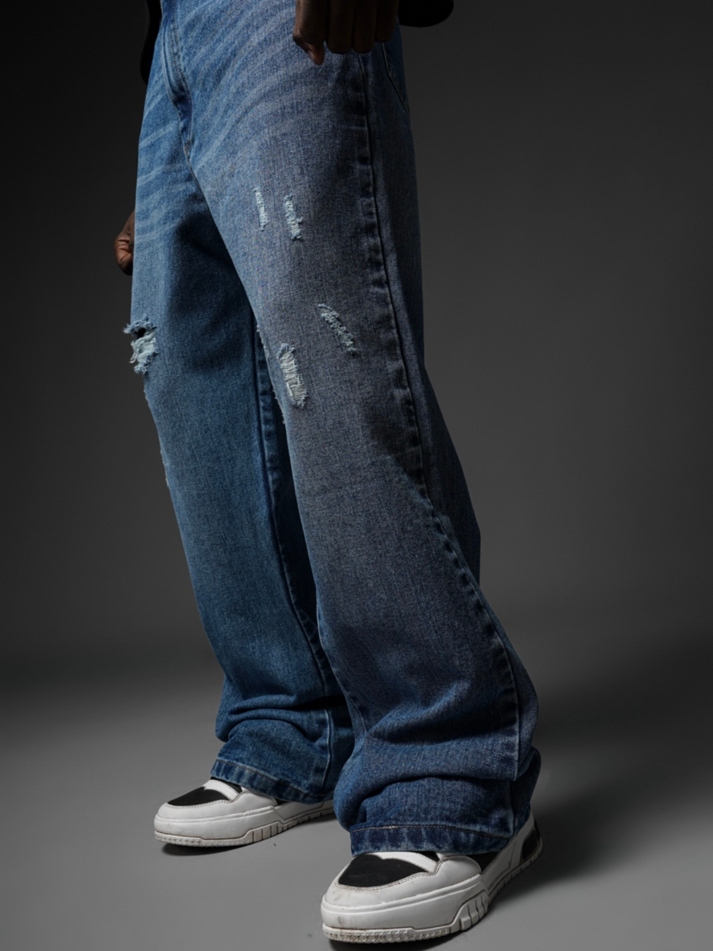 Distressed baggy Jeans in Blue